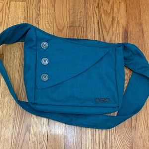 OGIO Women’s Brooklyn Tablet Purse - Blue